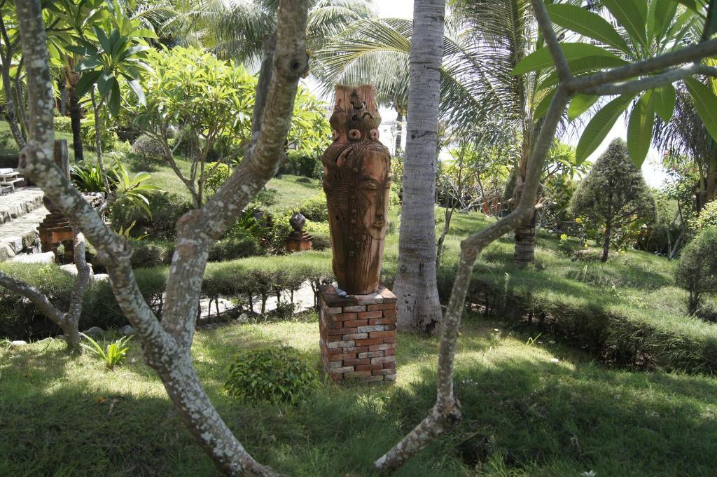 Some Days Of Silence And 4* Ninh Hoa