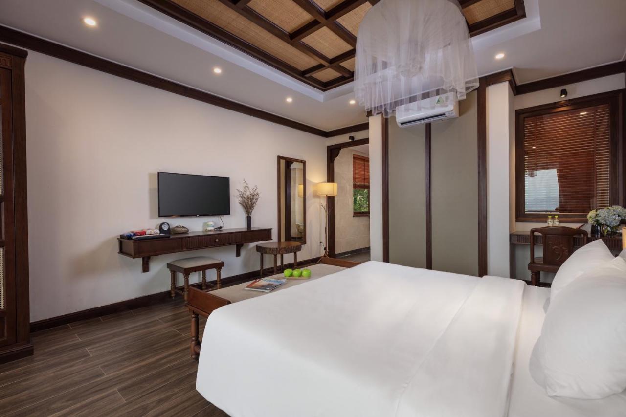 Hotel Ebino Puluong And 4*