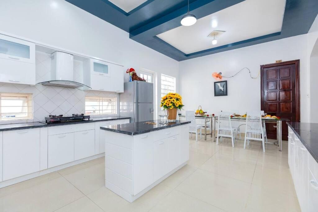Villa Amy 05 - 100 M2 Swimming Pool - 100m To The Sea