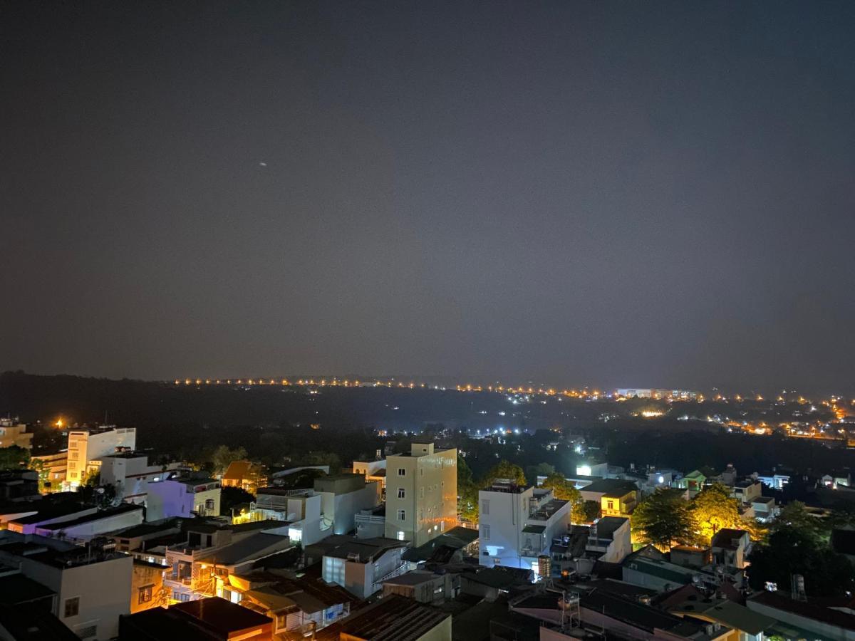 Can Ho Hoang Anh Daklak Ngay Trung Tam Full Noi That 3pn Thoai Mai Cho 8-12 Nguoi Apartment