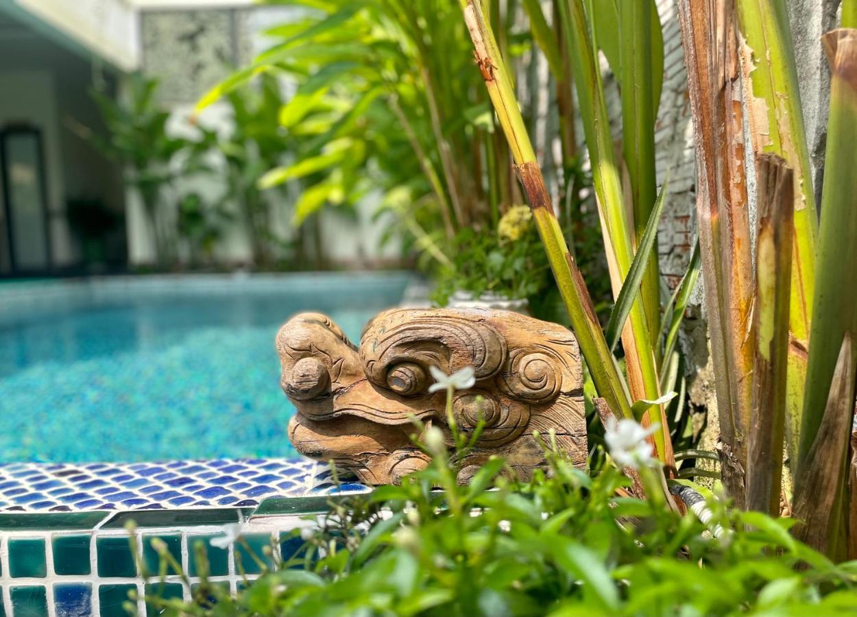 Aki's Pool An Bang * Tan Thanh
