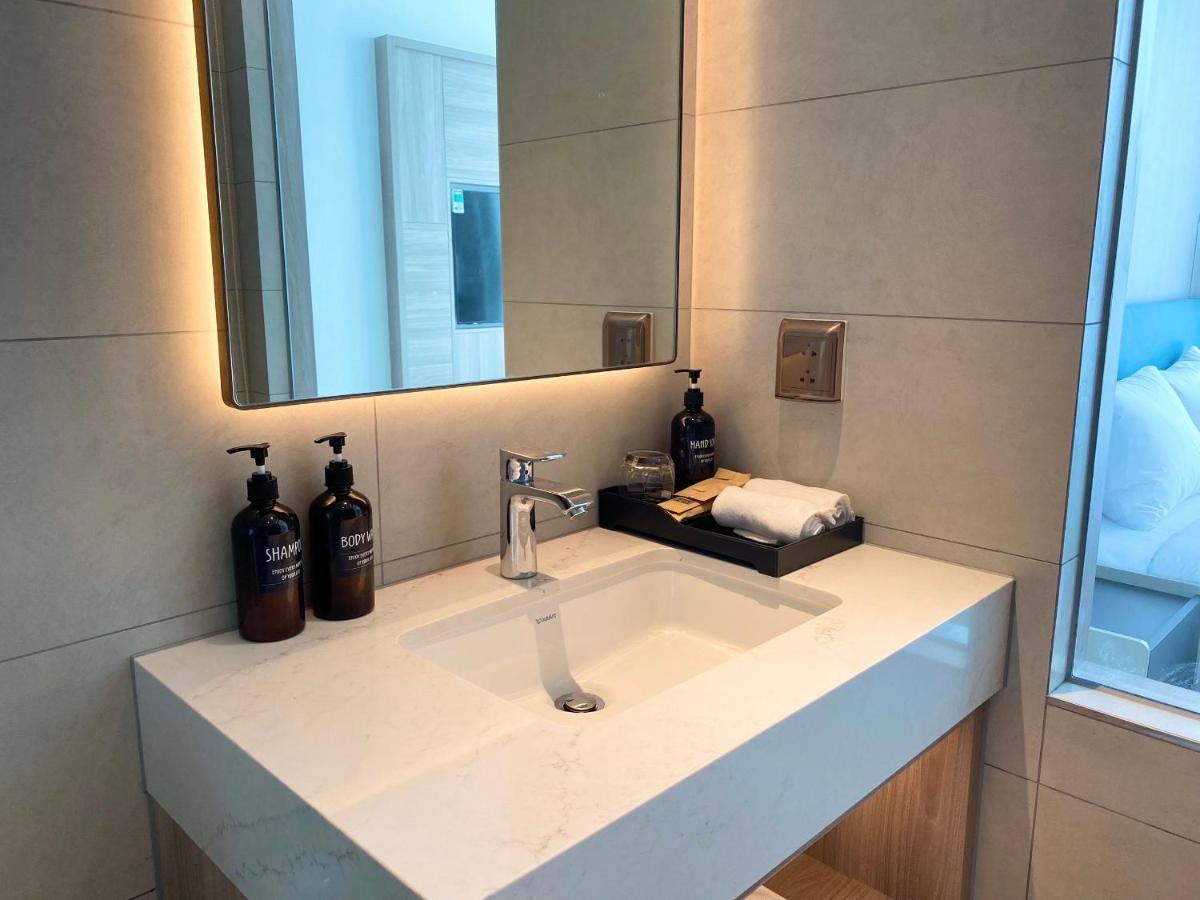 A La Carte 811 Apartment *