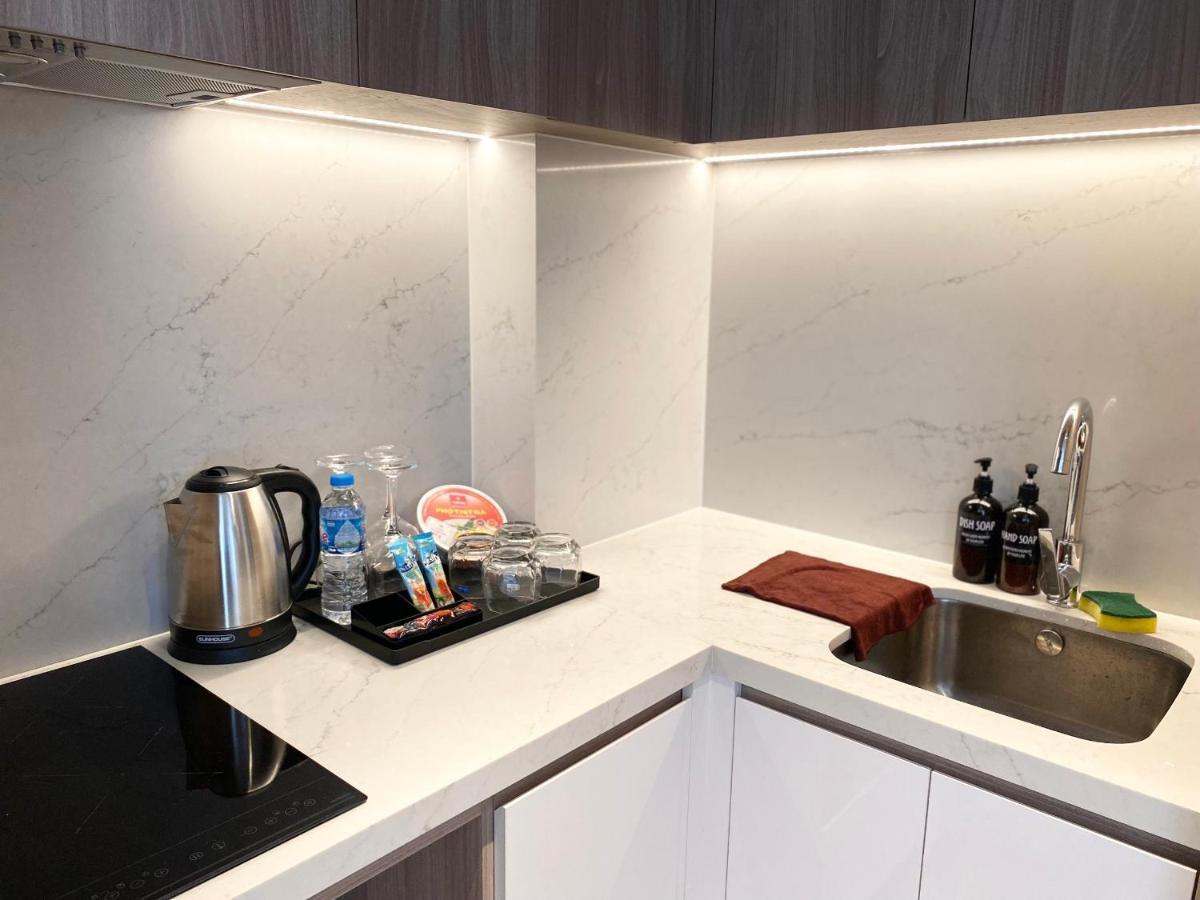 A La Carte 811 Apartment *