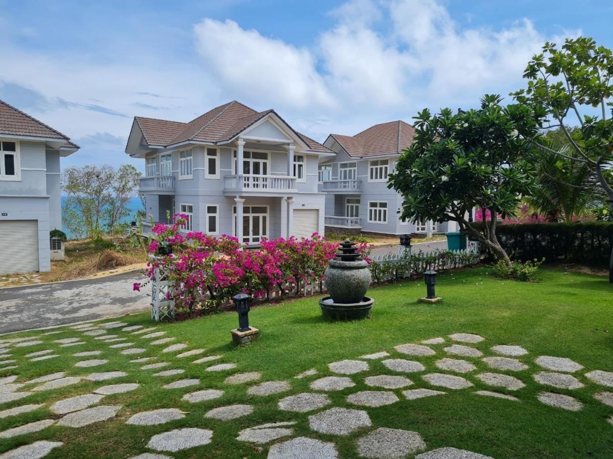 Sea View Phan Thiet Villa *