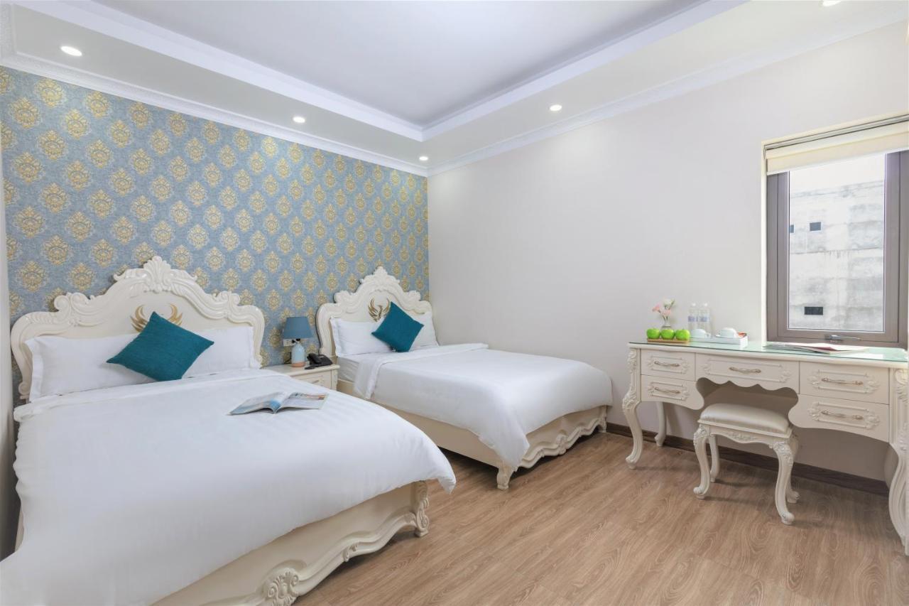Hotel Phoenix 4*