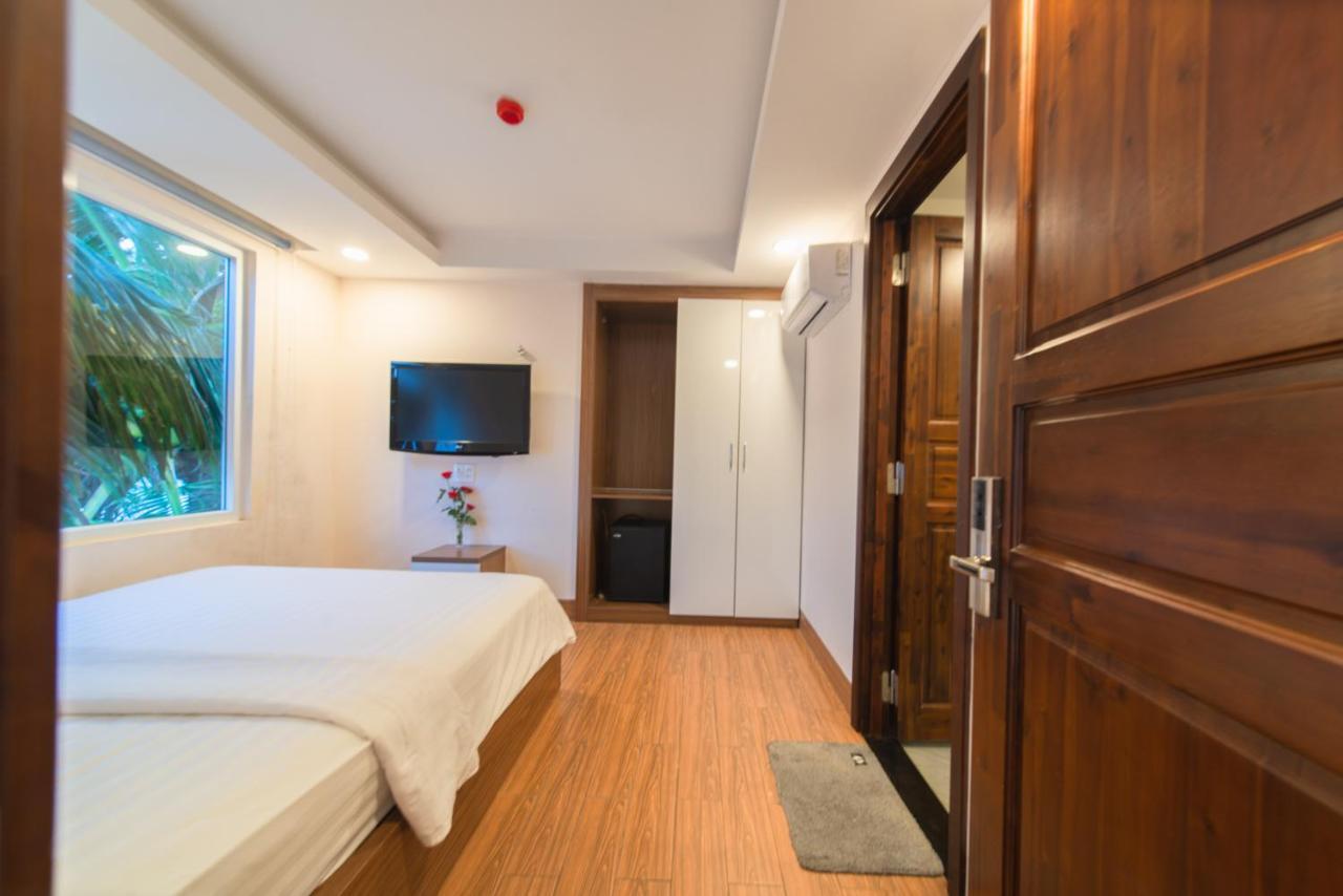 Khach San Cliffhouse 3*
