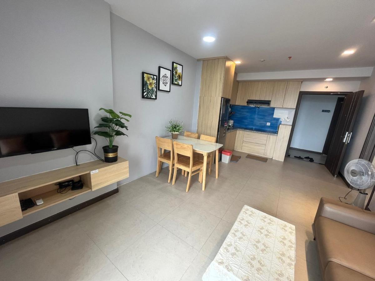 Nha Cua Mit - Csj Tower Apartment *