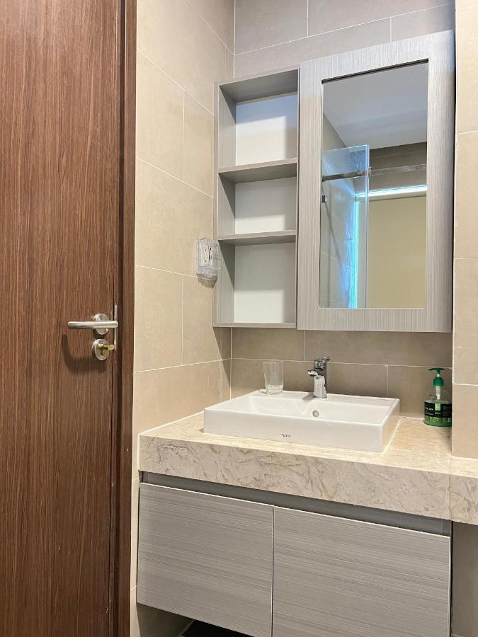Nha Cua Mit - Csj Tower Apartment *