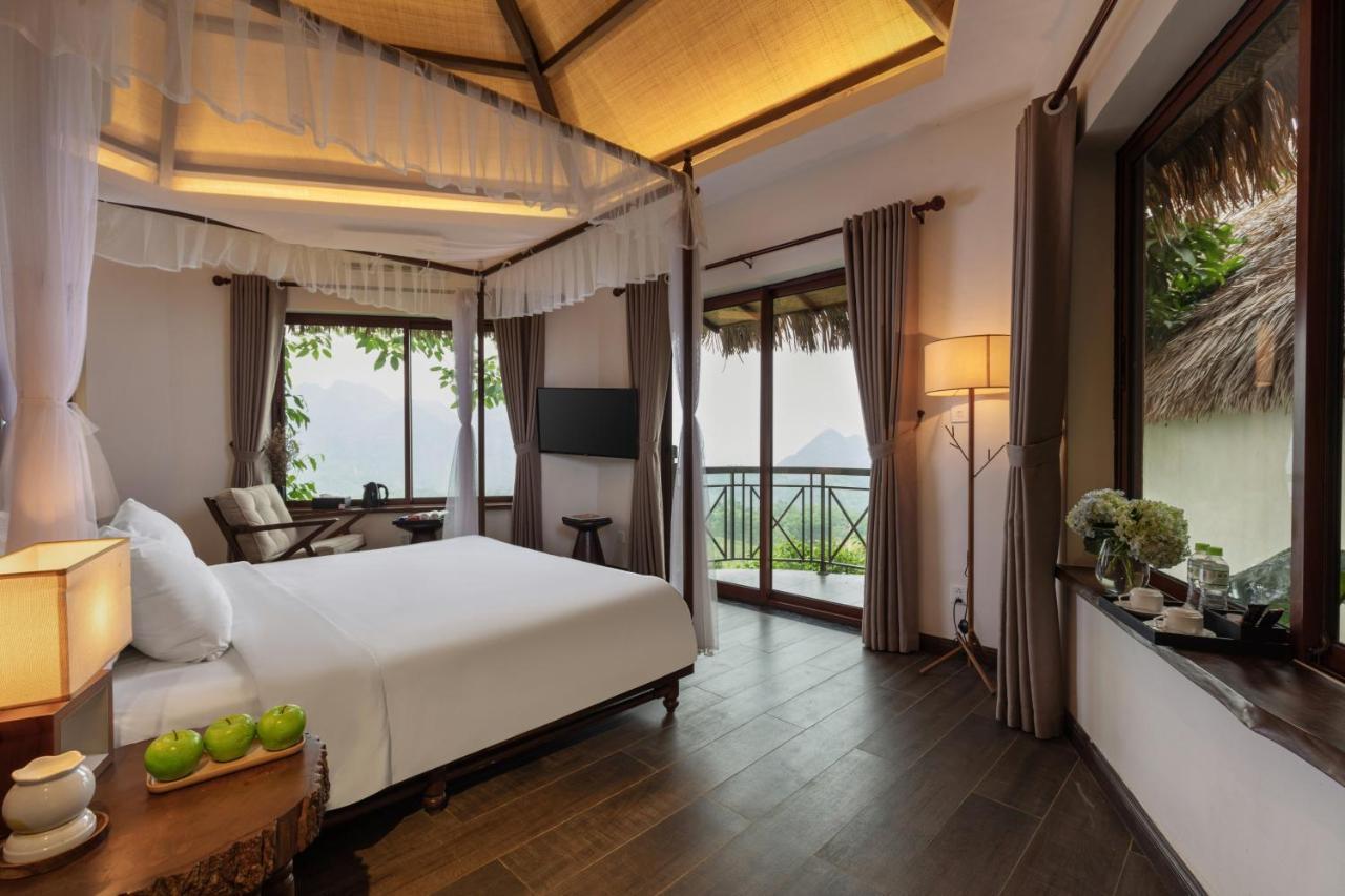 Hotel Ebino Puluong And 4*