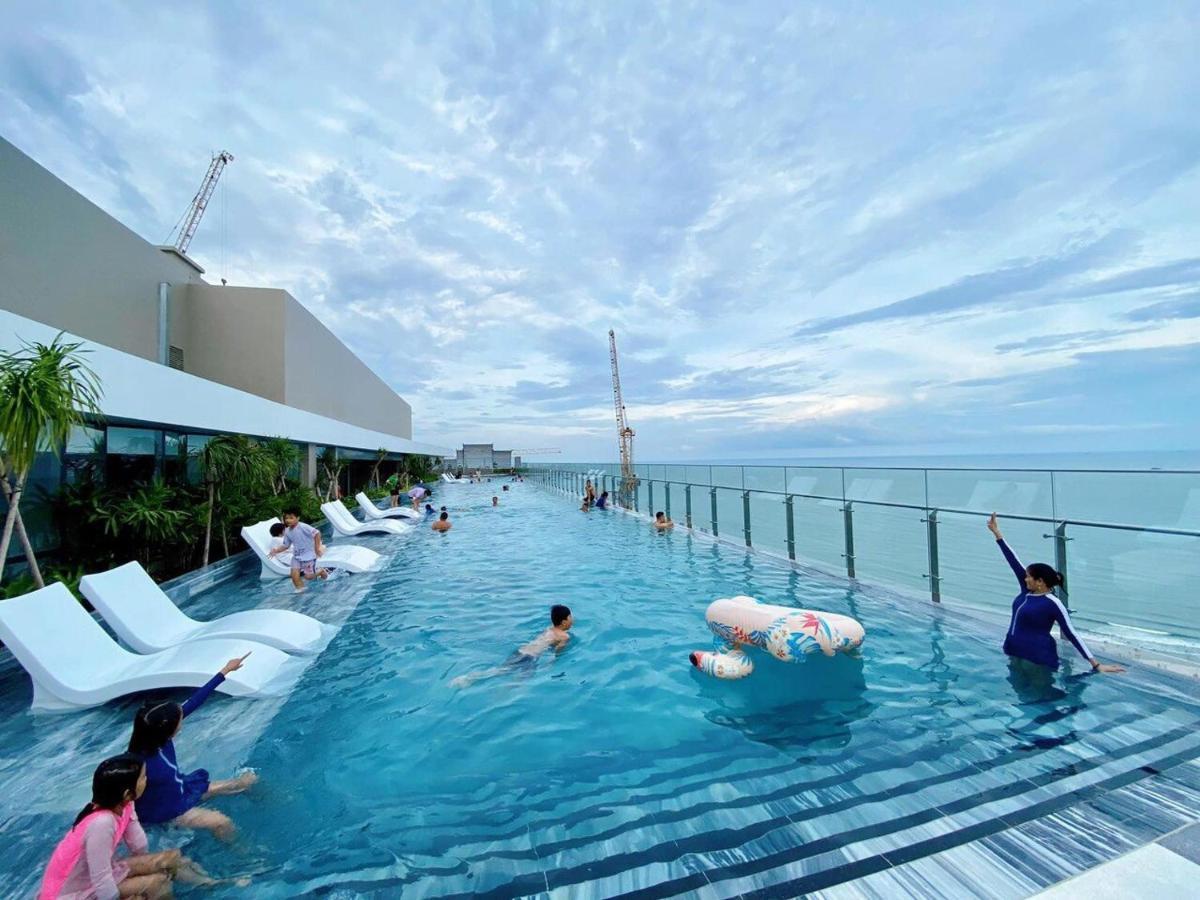 The Song Yuki * Vung Tau