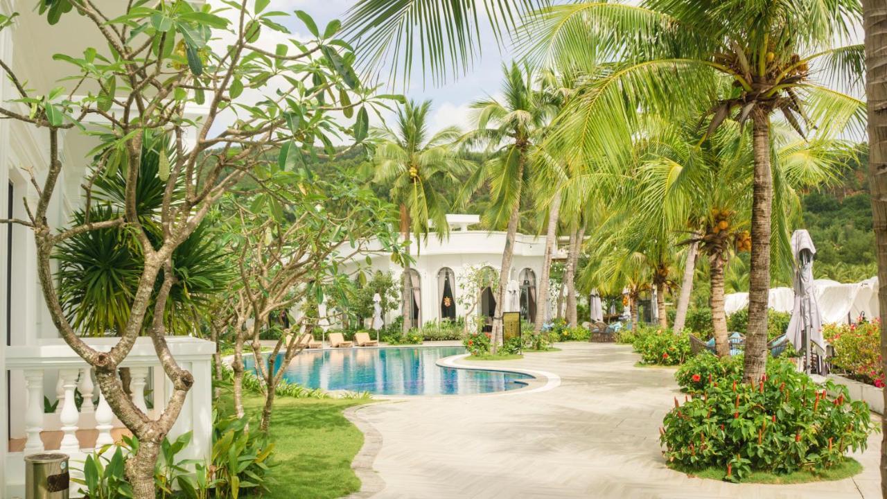 Resort Seaside Boutique