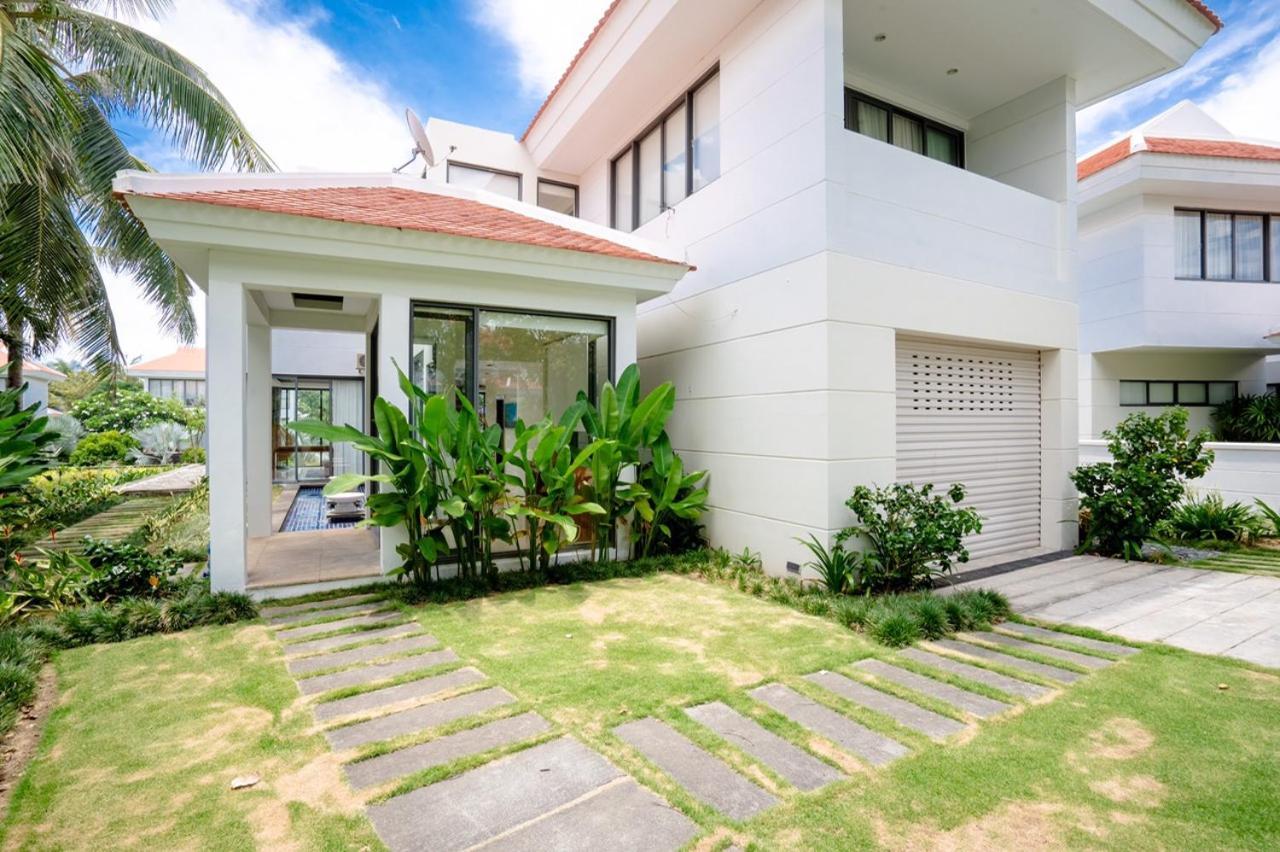 Luxury Ocean View - Free Airport Pick Up *