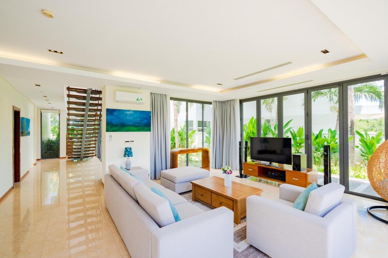 Luxury Ocean View - Free Airport Pick Up *