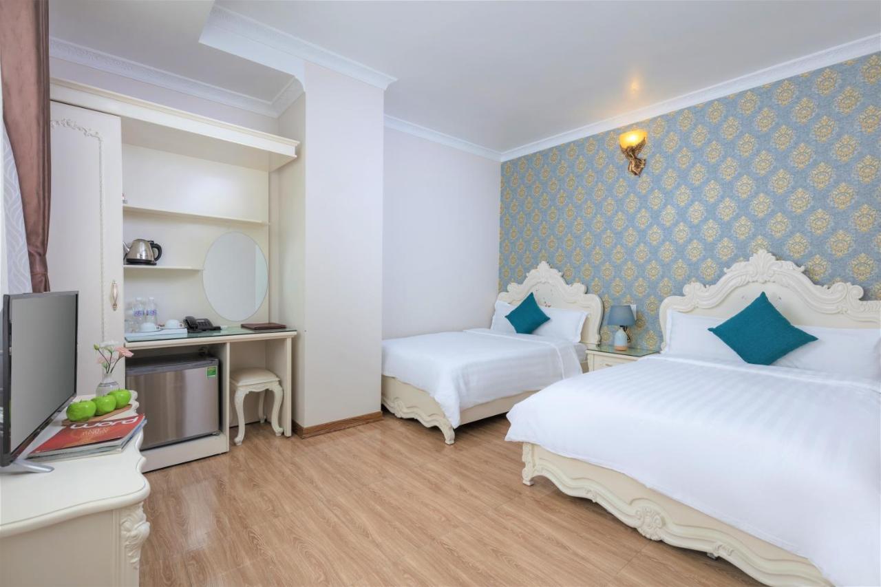 Hotel Phoenix 4*
