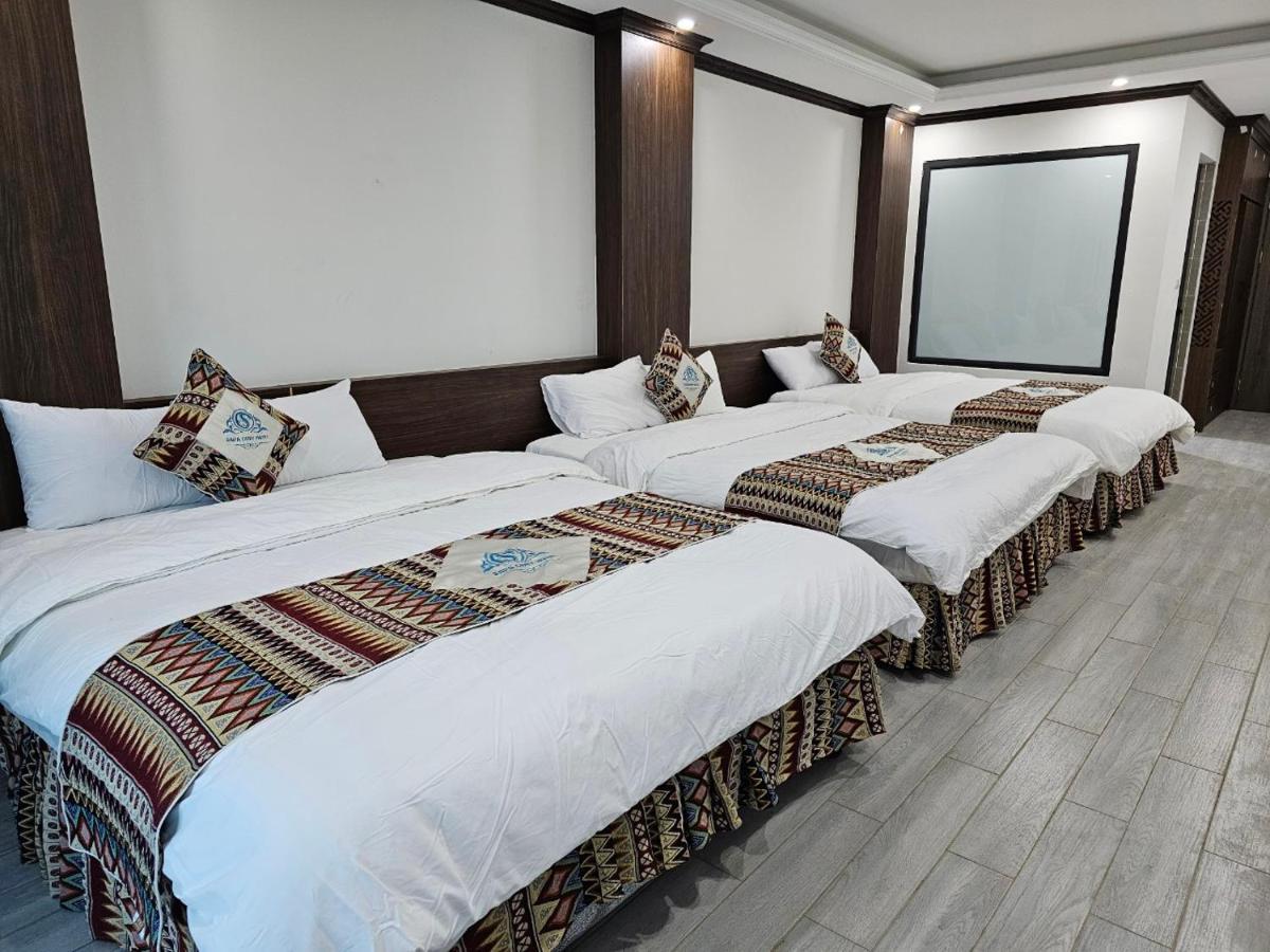 Cosy Hotel