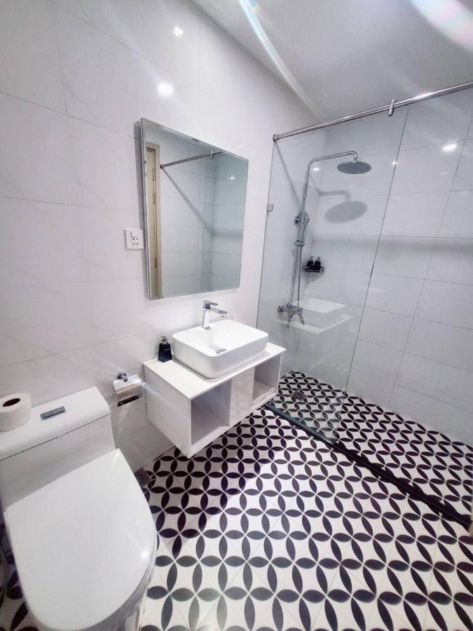 Sky Hotel