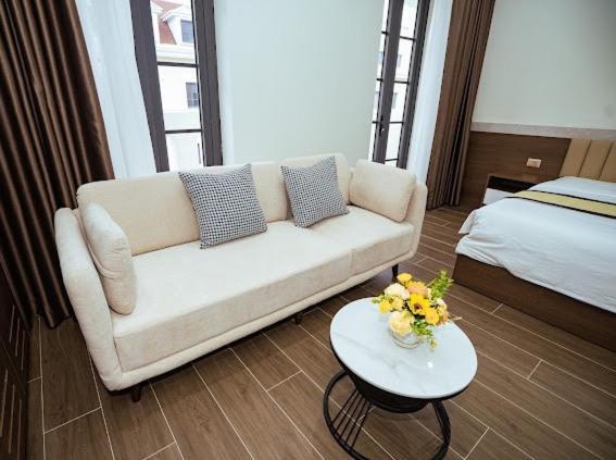 Lucasta Hotel 3*