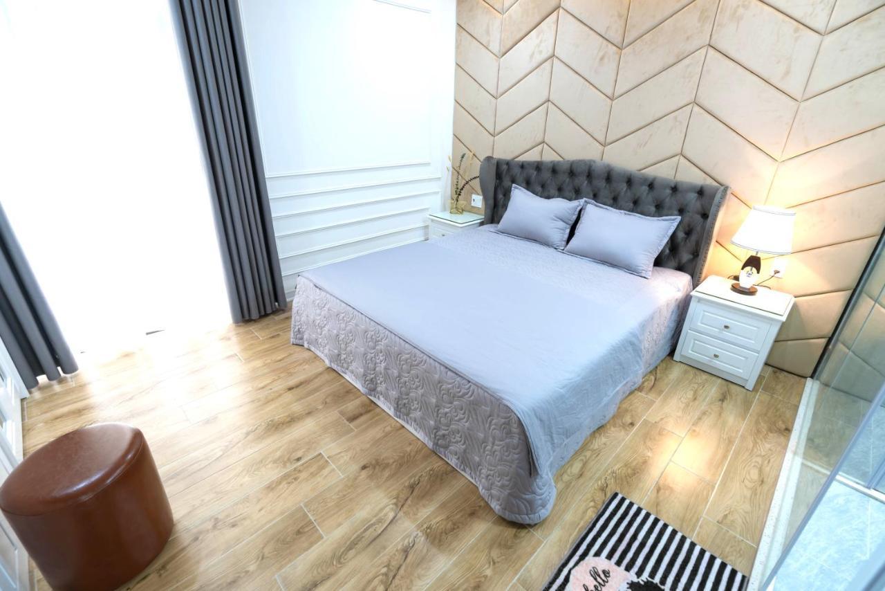 Villa Anh Duong Homestay 7 Phong Ngu Cach Bai Bien 200m *
