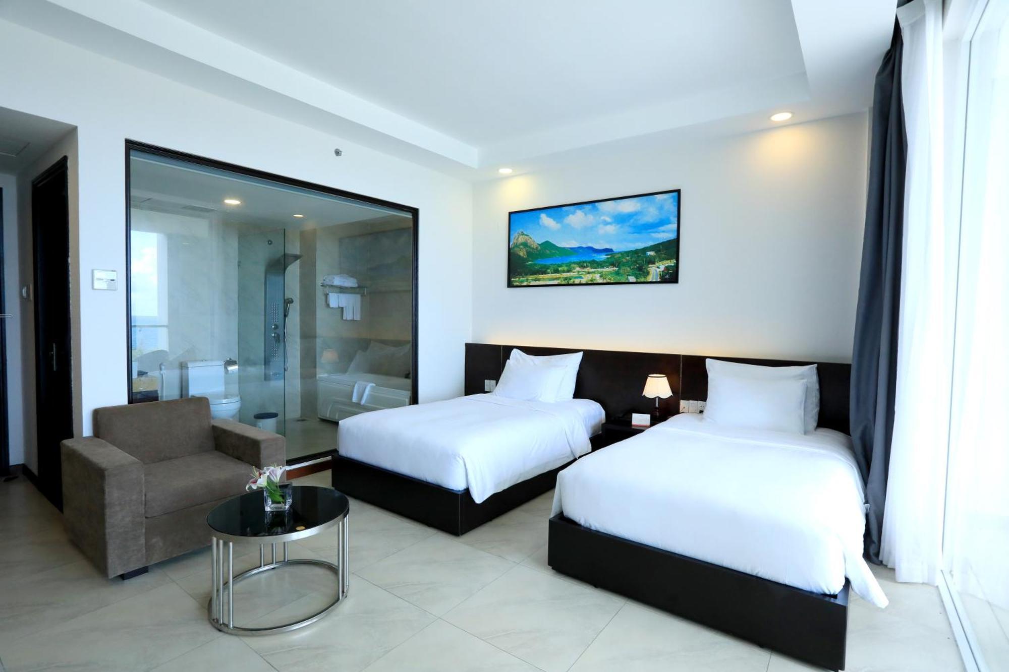 Orson & Con Dao Khách sạn 4*
