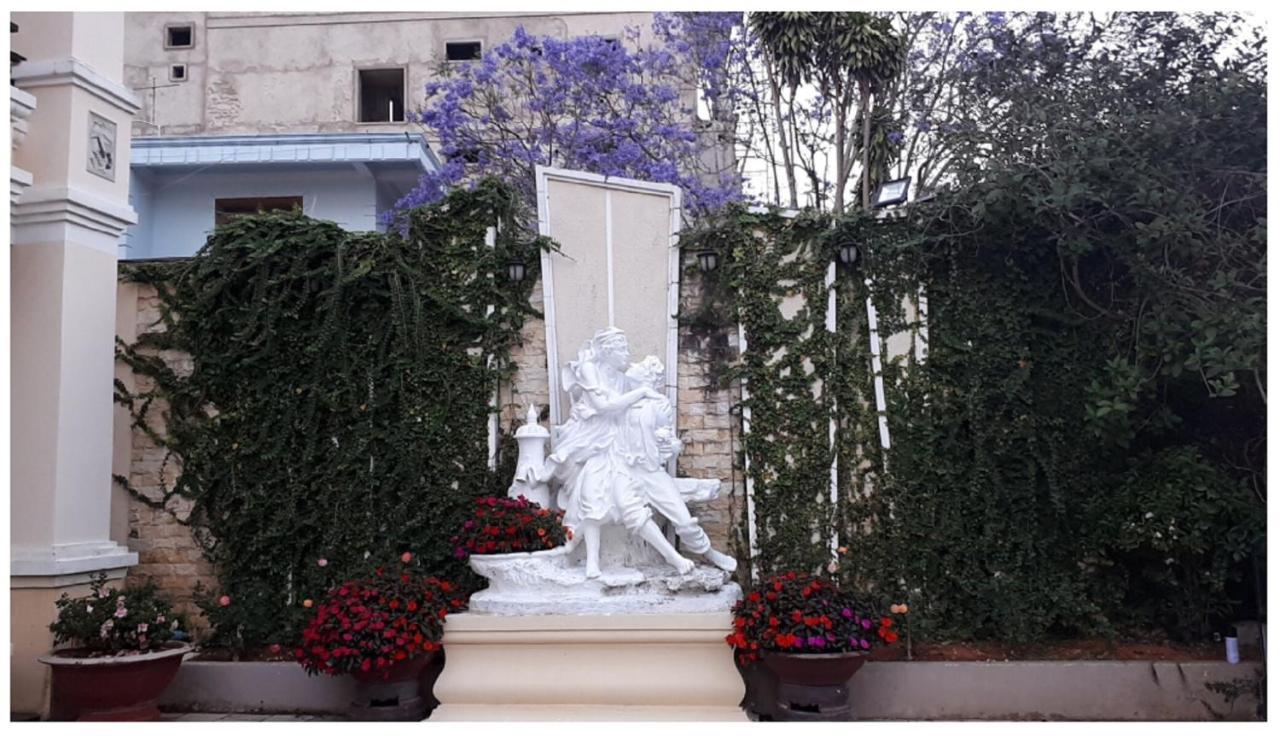 Khách sạn Le Petit Paris Đà Lạt