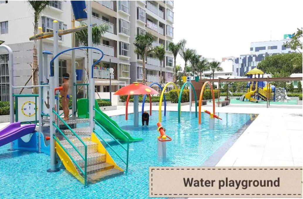 High Floor, Near Secc, Swimming View, Scenic Valley, Free Breakfast * Ho-Chi-Minh-Stadt