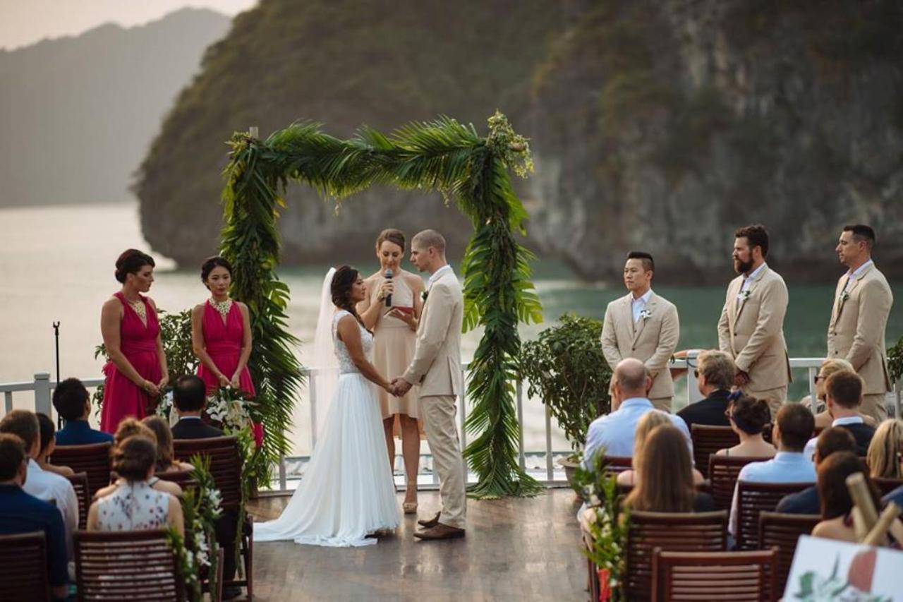 Indochina Sails Bay Ha Long