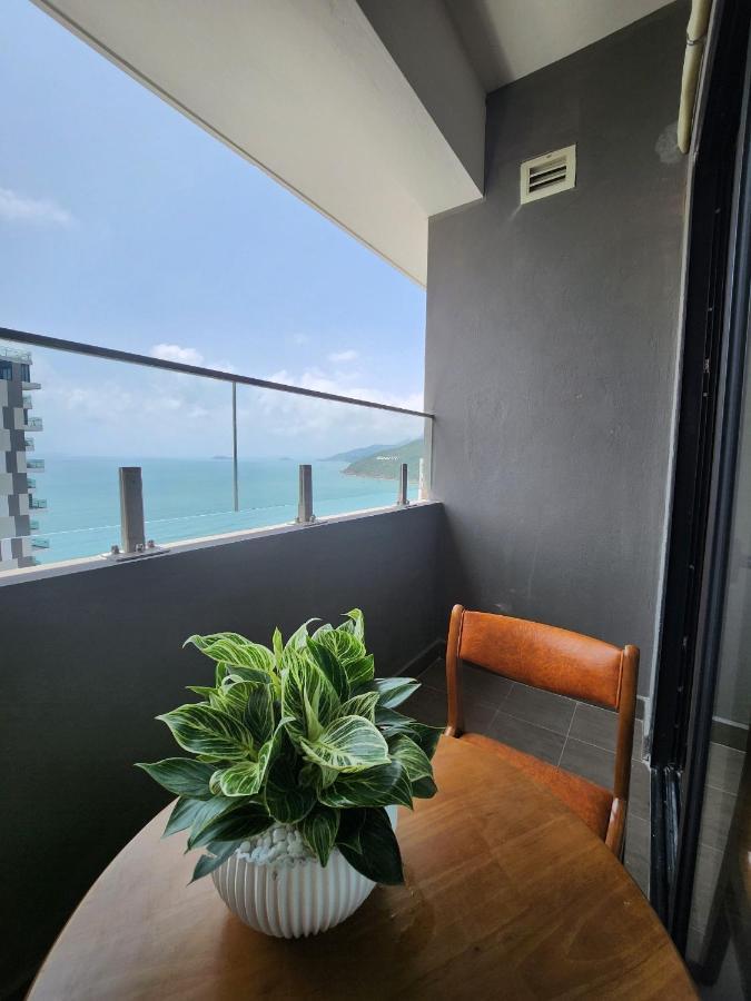 Sunny Smes - Flc Apartment
