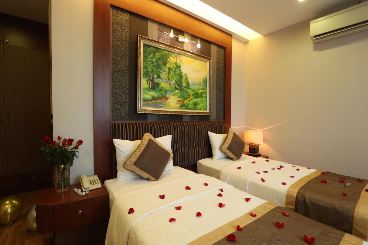 Gallant Hanoi