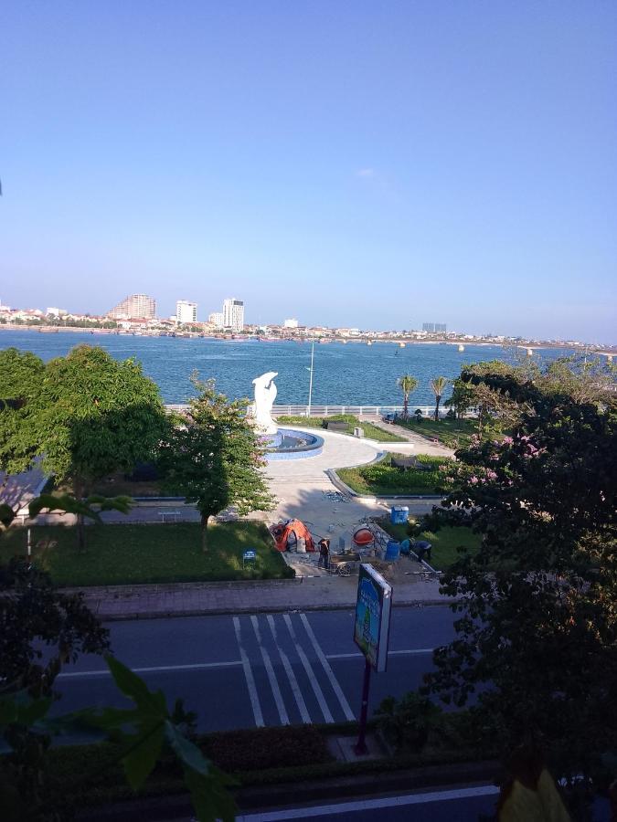 Nha Nghi Hang Nga * Dong Hoi