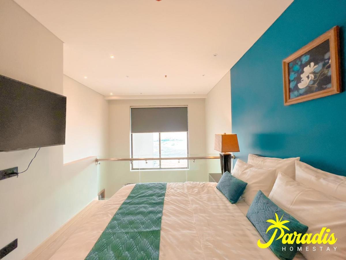 Paradis Marina *
