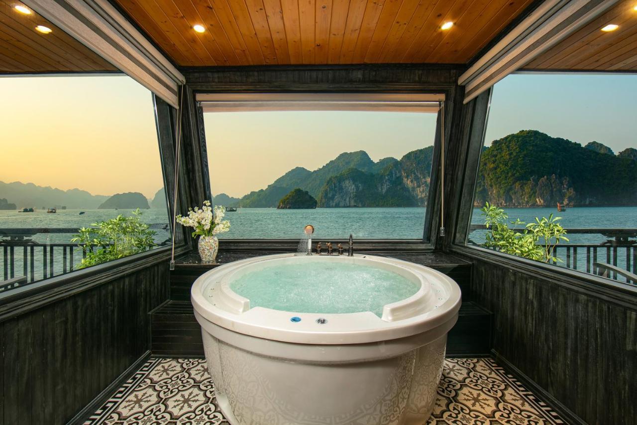 La Regina Grand Cruise 5* Ha Long