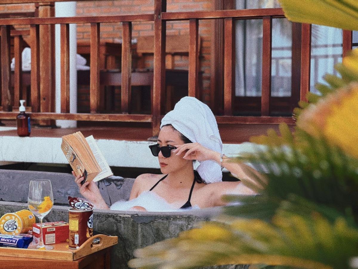 Lotus Lodge *