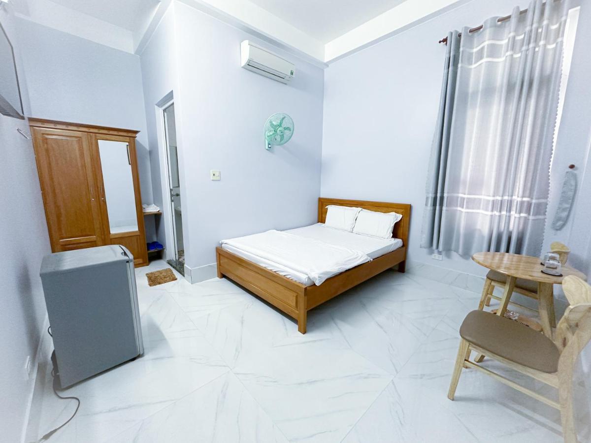 Khach San Mini Phu Quy Hotel