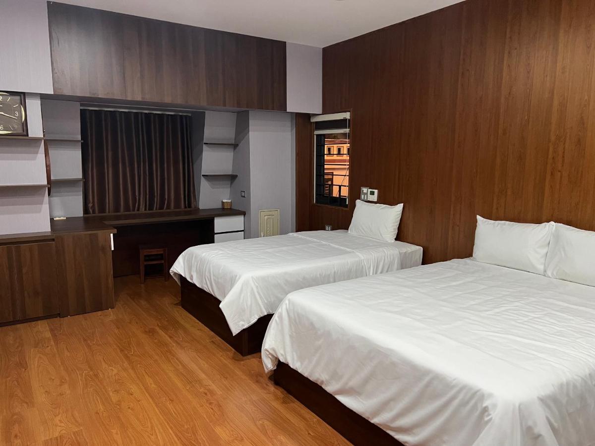 Khach San Hoang Yen Hotel 2*
