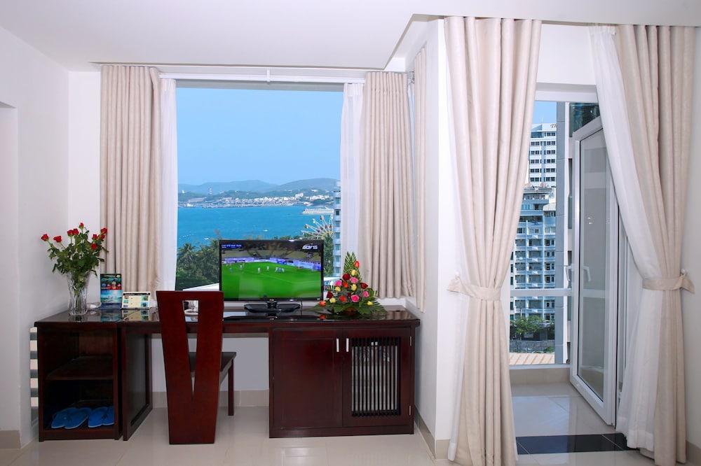 Hotel Azura Nha Trang