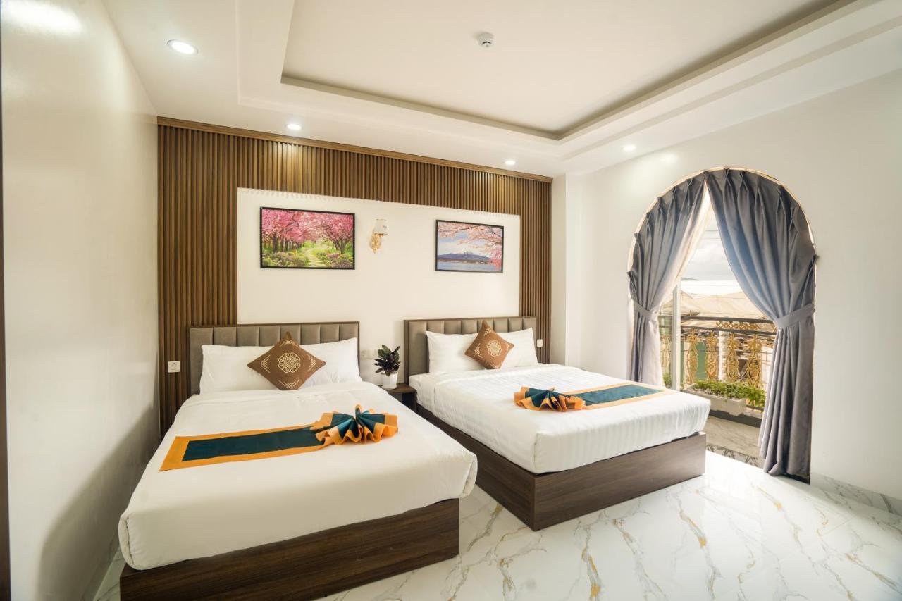 Binbin Phuc Hotel *