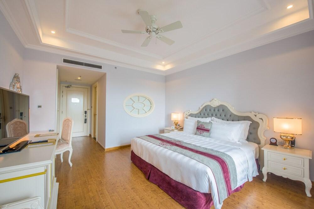 Melia Vinpearl Cua Hoi Beach Resort Cua Lo