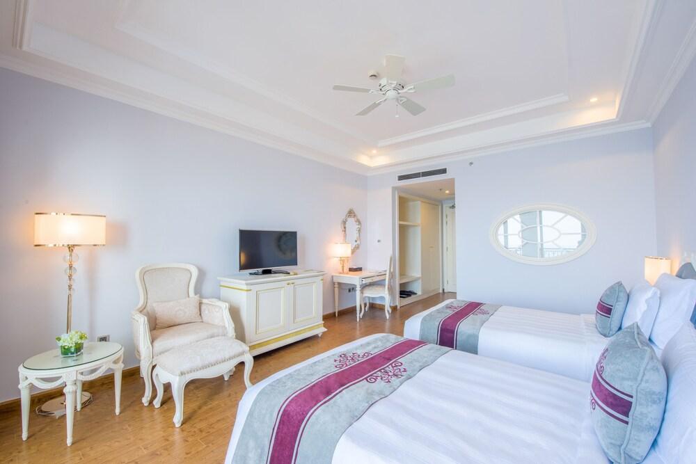Melia Vinpearl Cua Hoi Beach Resort Resort Cua Lo