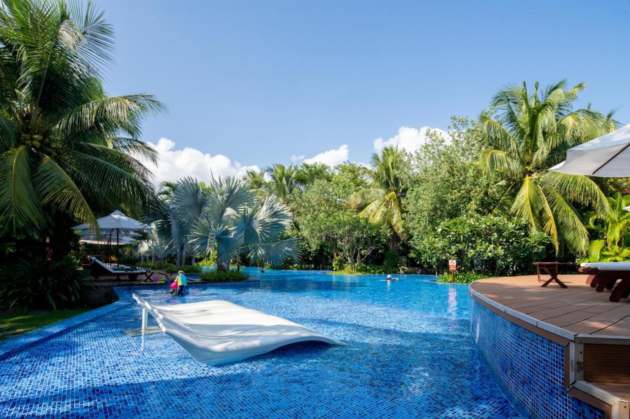 Pool & My Khe Resort Da Nang