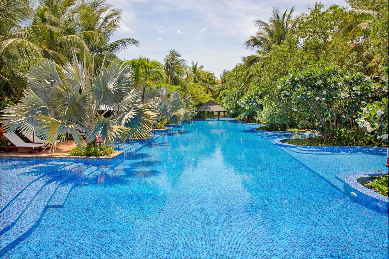 Pool & My Khe Da Nang