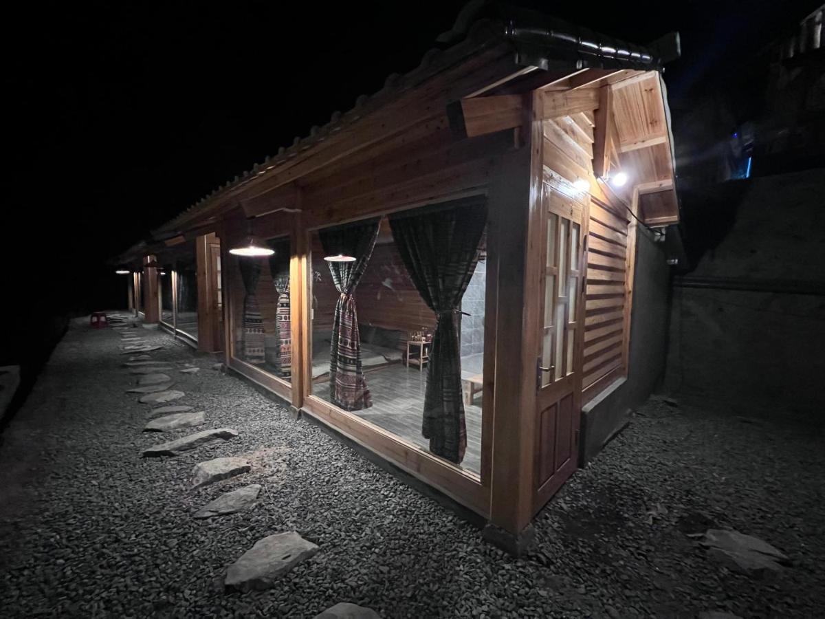 Ta Xua Lodge *