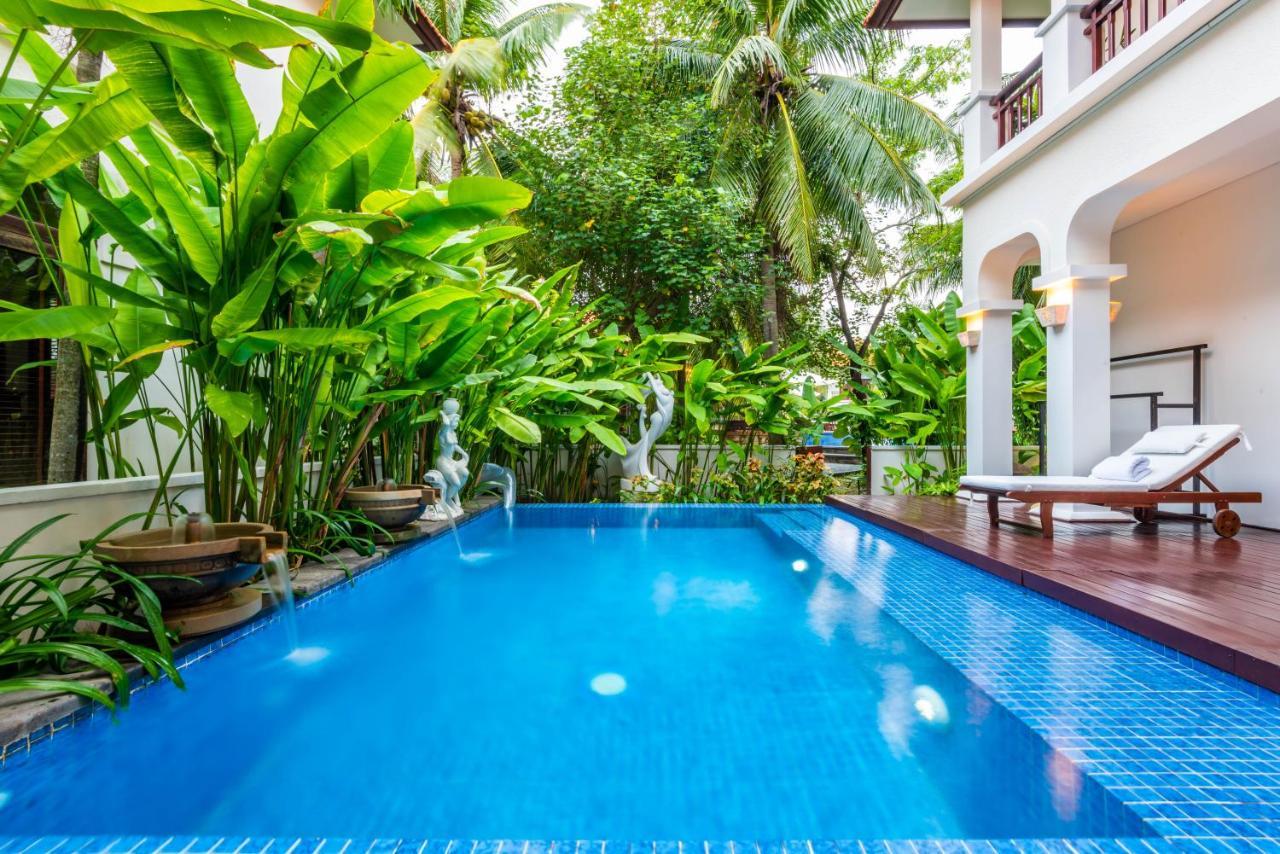 Pool & My Khe Resort