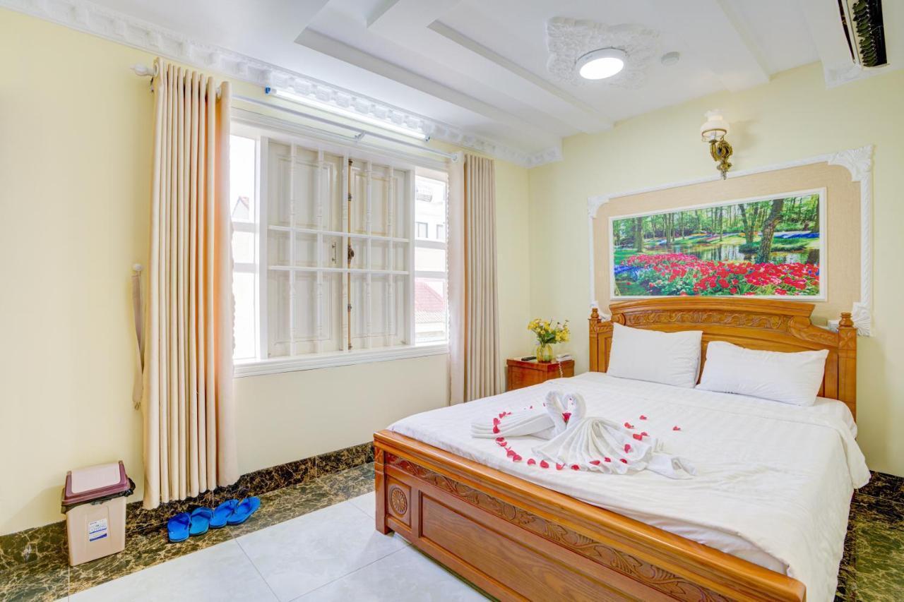 The Moment - Quang Anh Hotel 3*