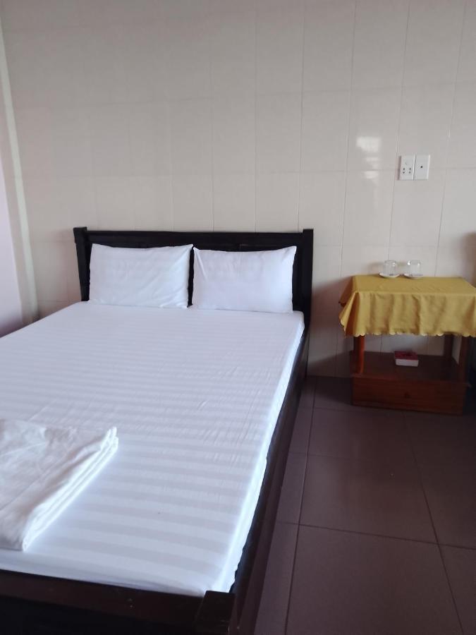 Nha Nghi Hang Nga Guest house *