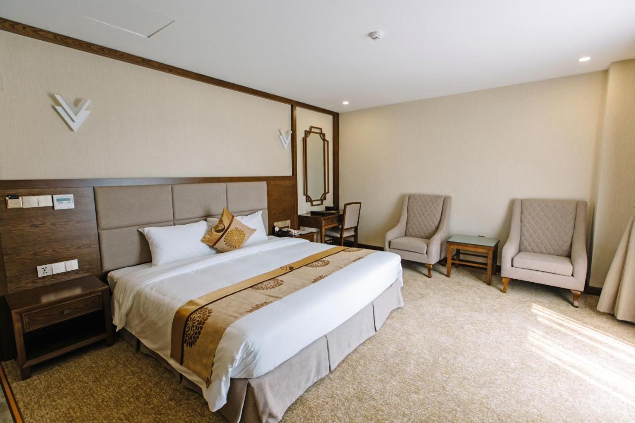 Duc Huy Grand Hotel