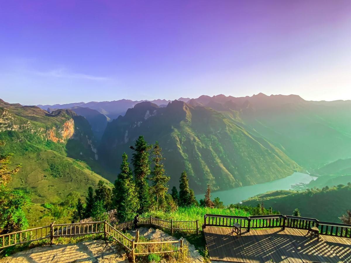 Ma Pi Leng Lodge Meo Vac