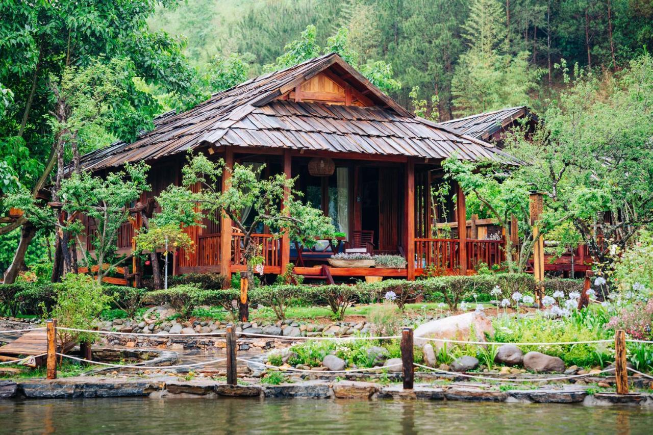 Natalie's & Resort Moc Chau