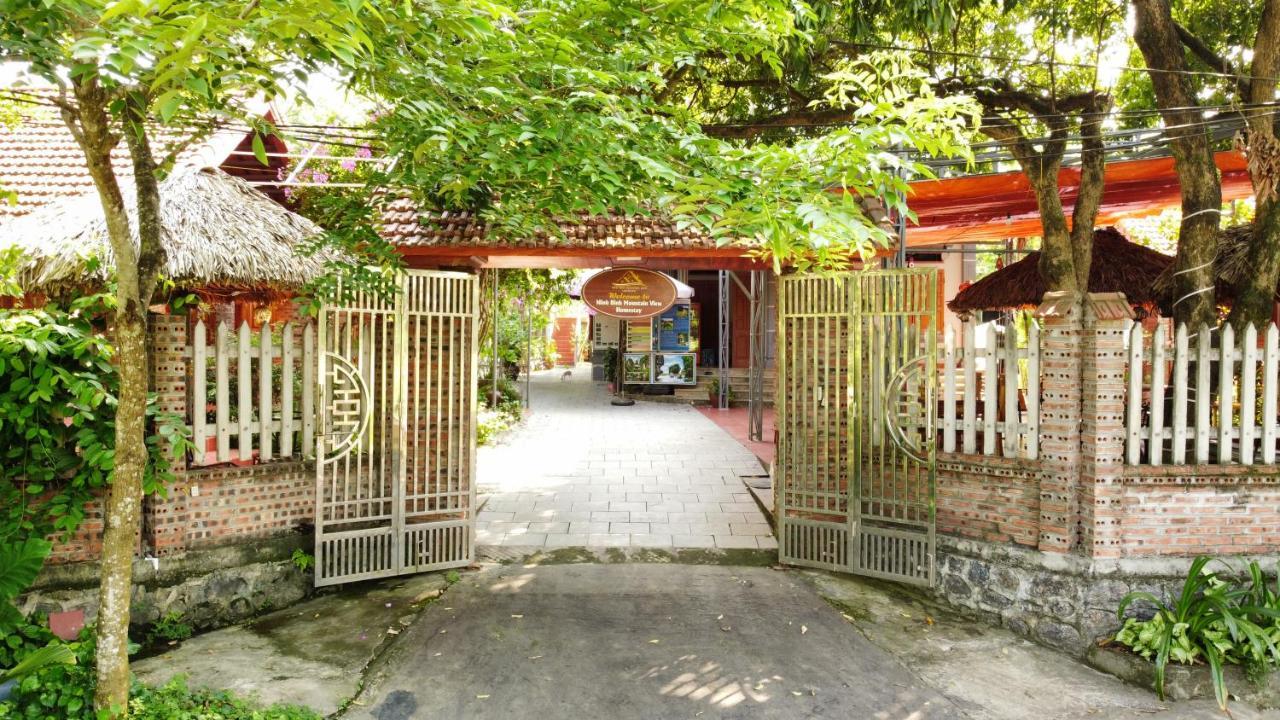 Mountain View & Restaurant Homestay Ninh Binh