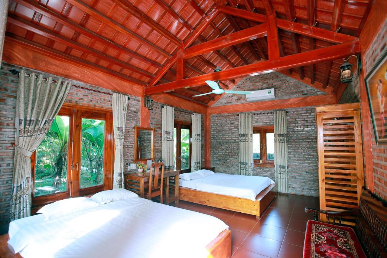 Mountain View & Restaurant Homestay *