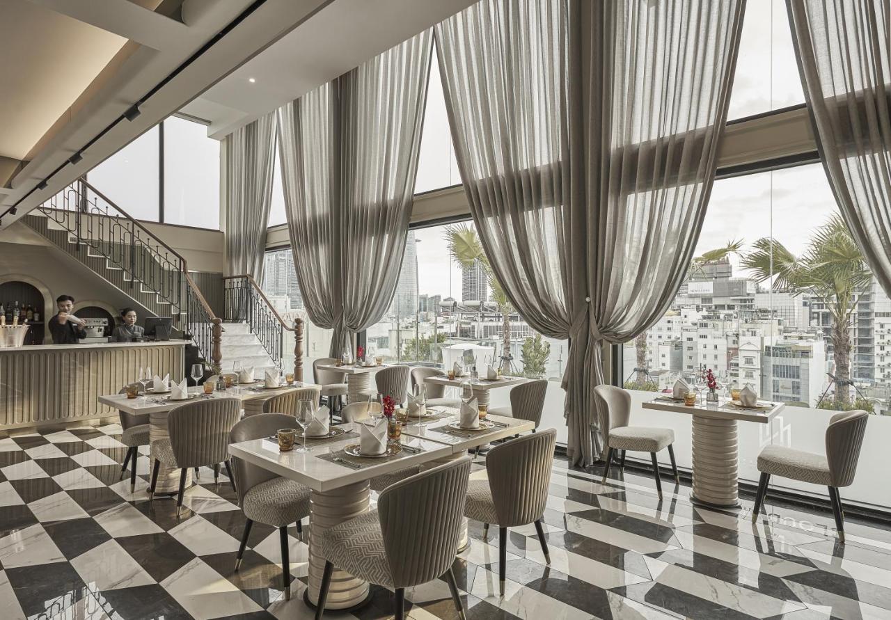 La Siesta Premium Saigon Hotel